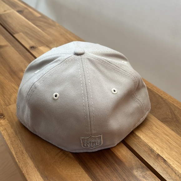 New Era NFL Dallas Cowboys gray baseball cap size 7 - Picture 2 of 3